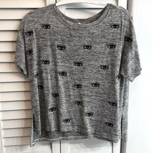 💗Anthropologie black and gray striped eye shirt